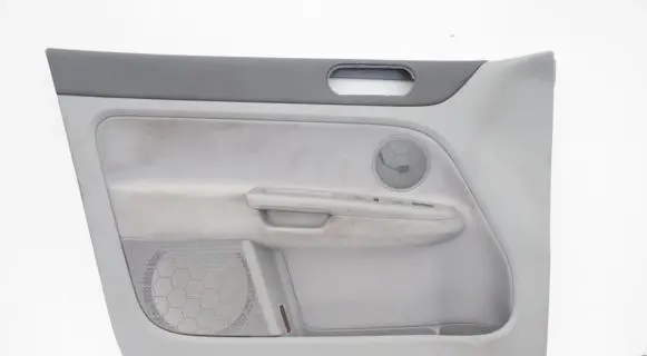Volkswagen Golf Plus Front door card panel trim