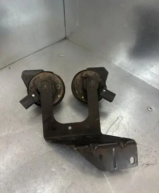Audi A6 S6 C6 4F Horn signal