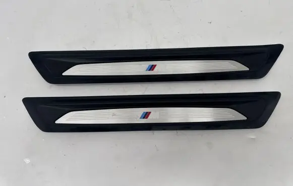 BMW 4 F36 Gran coupe Front sill trim cover 8051037