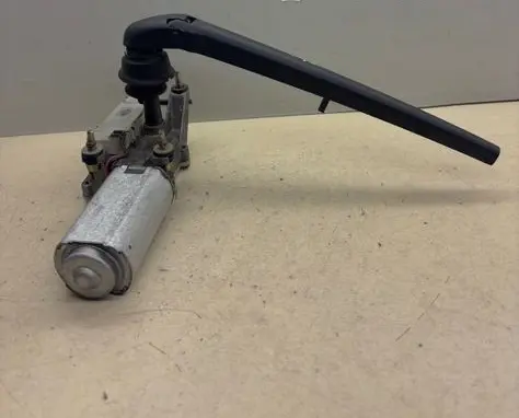 Fiat Punto (188) Rear window wiper motor 79300183
