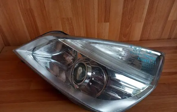 Renault Espace - Grand espace IV Headlight/headlamp 7701064406 89901128