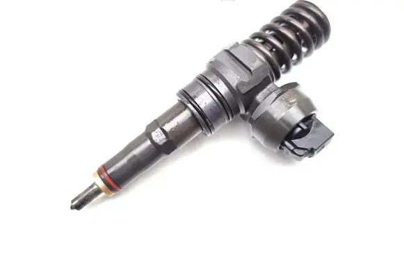 Volkswagen Golf V Fuel injector 038130073BN 0414720313