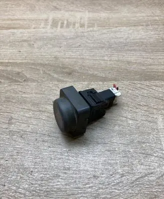 Nissan Navara Hazard light switch 06019