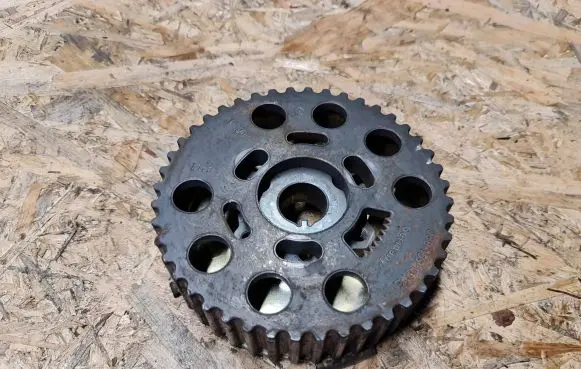 Audi A6 S6 C6 4F Camshaft pulley/ VANOS 03L109239A