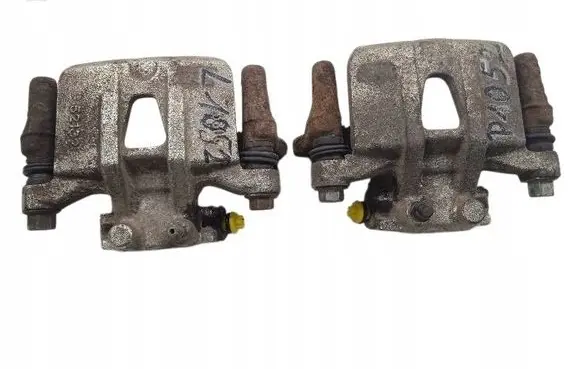 Mitsubishi Outlander Front brake caliper 