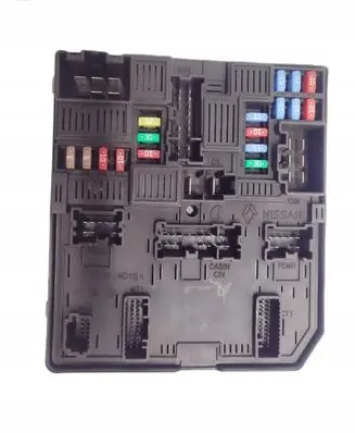 Renault Kadjar Fuse box cover 284B69501R