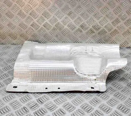 Maserati Levante Heat shield in engine bay 670162239