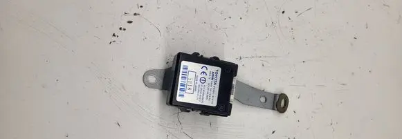 Toyota Prius (XW20) Door control unit/module 8999147010 48411010230