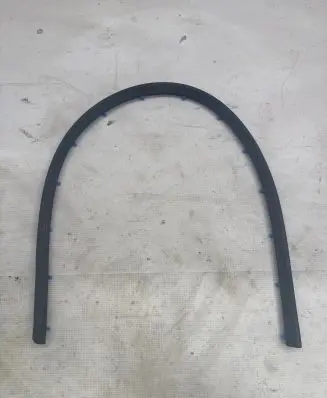 BMW X2 F39 Rubber seal front door (on door) 8498354