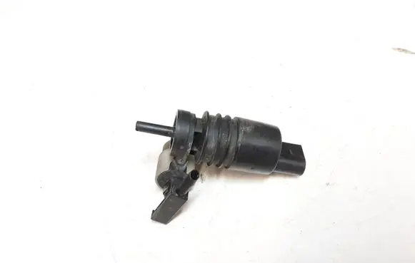 Mercedes-Benz E W212 Windscreen/windshield washer pump 2048660221 3091387