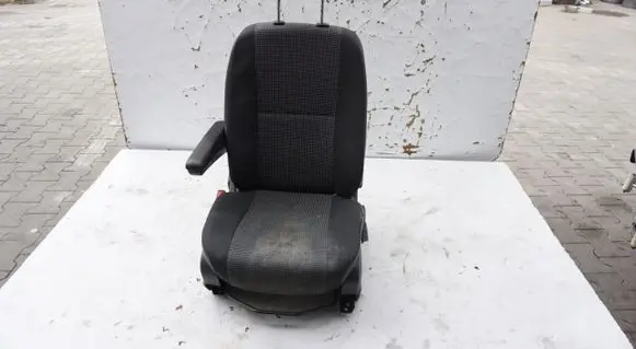 Mercedes-Benz Sprinter W906 Front passenger seat FOTELSTELARZKANAPA