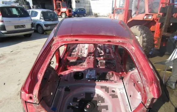 Mazda 3 Trunk bottom trim panel