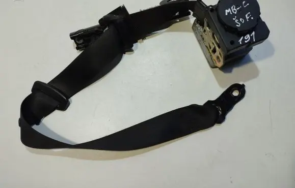Mercedes-Benz C W203 Front seatbelt A20386001 27213118