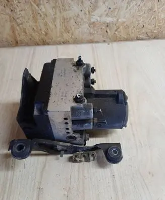 Audi A4 S4 B5 8D ABS Pump 8D0614111 04795590263