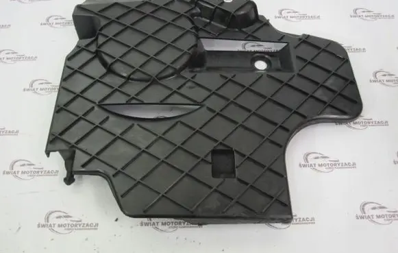 Mercedes-Benz E W212 Timing belt guard (cover) A6510100175
