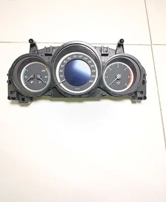 Mercedes-Benz C W204 Speedometer (instrument cluster) A2049004008 A2C33221400 A2C53435305