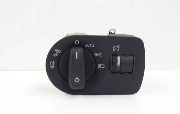Audi Q3 8U Light switch 8X1941531AM