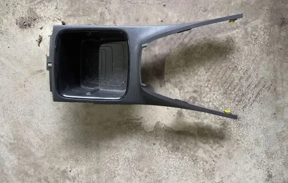 Opel Grandland X Glove box central console YP00086477 YP00086577