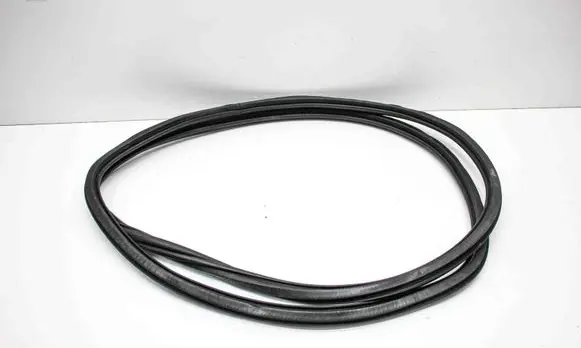 Audi Q7 4L Rubber seal front coupe door 