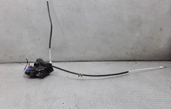 Audi A8 S8 D2 4D Rear door lock 4D0185A