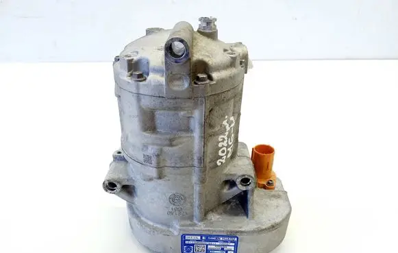 MG MG4 ev Air conditioning (A/C) compressor (pump) 10966599 SEE33L