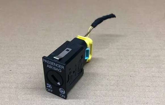 Seat Leon (5F) Passenger airbag on/off switch 5C5919237
