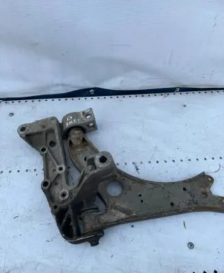 Volkswagen Golf V Front lower control arm/wishbone 1K0199295E