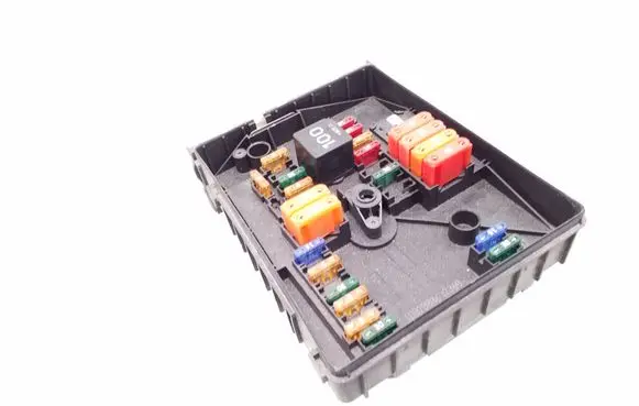 Volkswagen Touran I Fuse module 1K0937125A