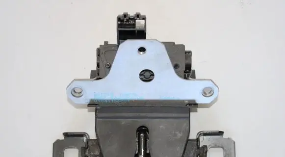 Ford Focus Tailgate/trunk/boot lock/catch/latch 8M51R442A66AB 3M51R404B12