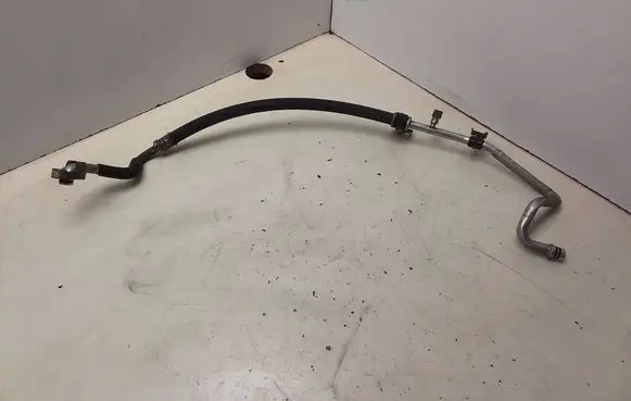 Air conditioning (A/C) pipe/hose