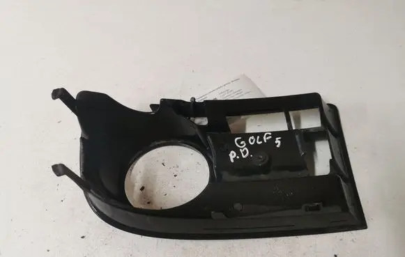 Volkswagen Golf V Front fog light trim/grill 1K0853666C