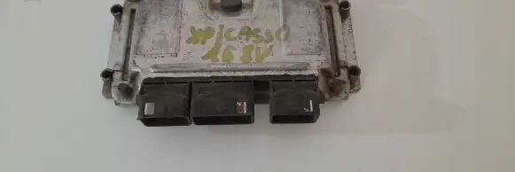 Citroen Xsara Picasso Engine control unit/module 0261206633