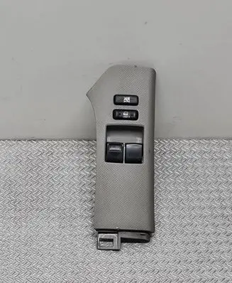 Toyota Yaris Electric window control switch 742320D110