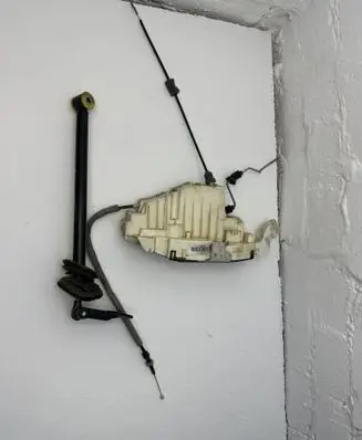 Mercedes-Benz S W221 Rear door soft close latching motor A2217300335 A2217300016