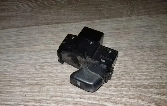 Volvo S60 Electric window control switch 30658696