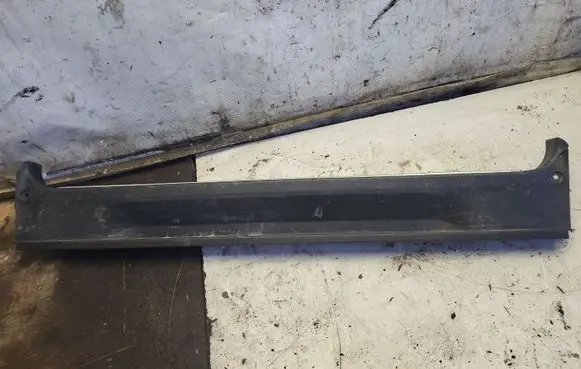 Audi A4 S4 B5 8D Trunk/boot sill cover protection 8D9868471