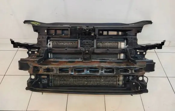 Volkswagen Golf VI Radiator support slam panel 