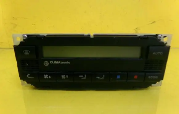Volkswagen Golf IV Climate control unit 5HB007617-02 3B1907044A