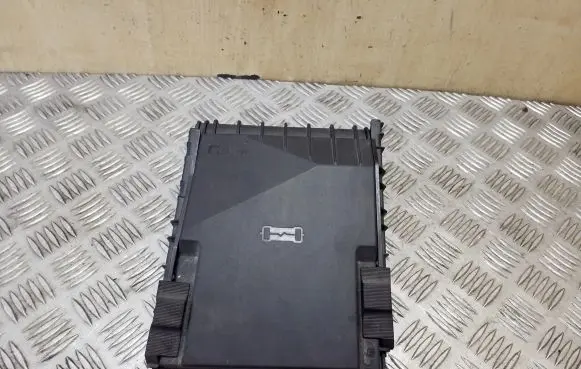 Audi A3 S3 8P Fuse box cover 1K0937132F