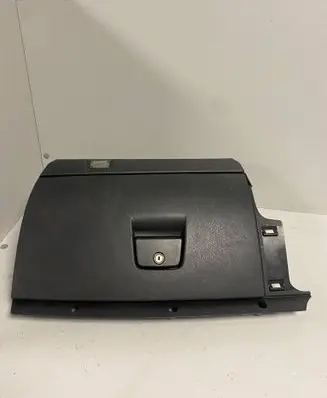 Volvo V50 Glove box 8626141 3865