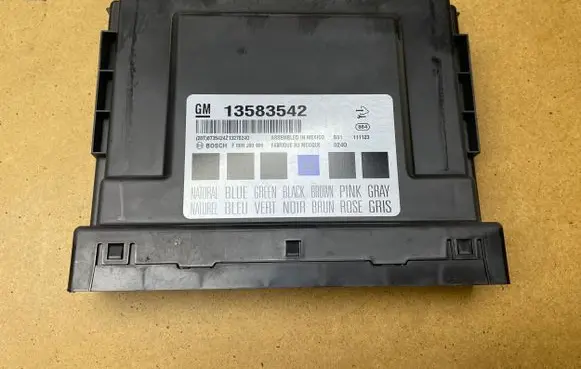 Opel Insignia A Comfort/convenience module 13583542