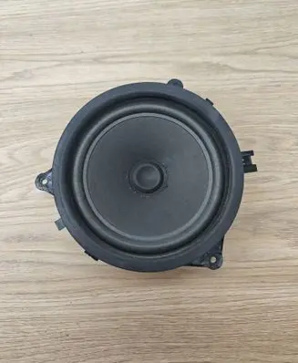 Volvo V70 Front door speaker 30745941 06W13