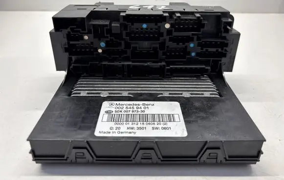 Mercedes-Benz C W203 Fuse box set 0025459401