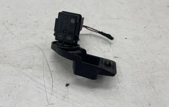 Mercedes-Benz A W177 Air quality sensor A0009054807