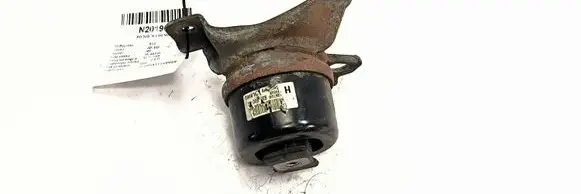 Volvo V60 Engine mount vacuum valve 30671245