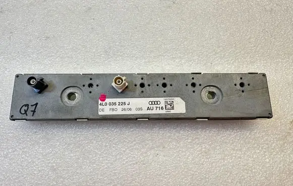 Audi Q7 4L Aerial antenna amplifier 4L0035225J 12070200 AU716