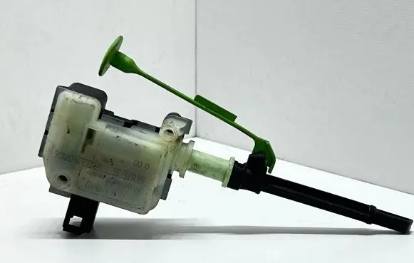 Volvo XC60 Central locking motor 86113136
