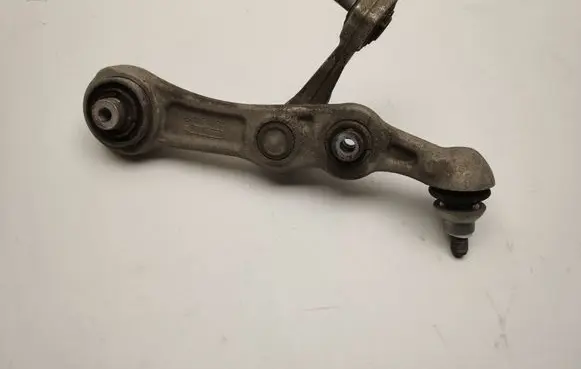 Mercedes-Benz C W205 Front lower control arm/wishbone A2053302411