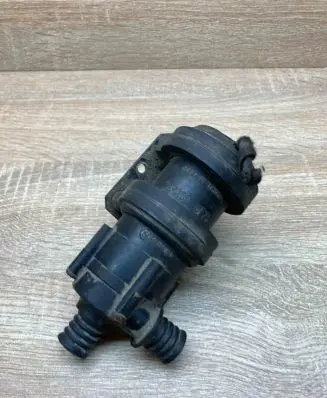 BMW 5 E34 Electric auxiliary coolant/water pump 8390063