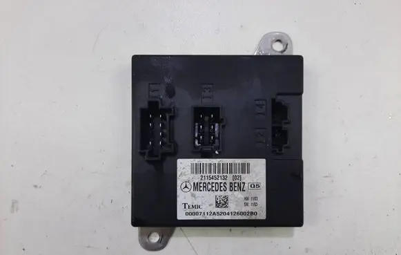 Mercedes-Benz E W211 Comfort/convenience module 2115452132